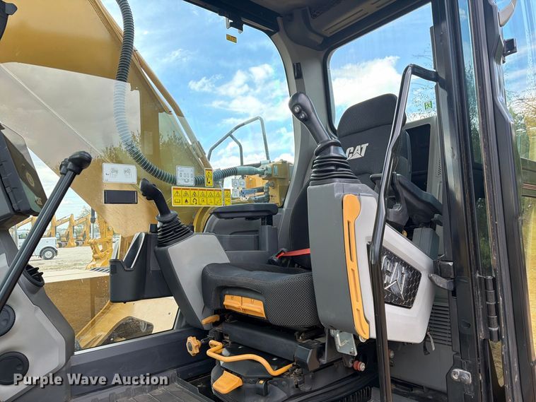 image for item FN3545 2022 Caterpillar 330 TC excavator