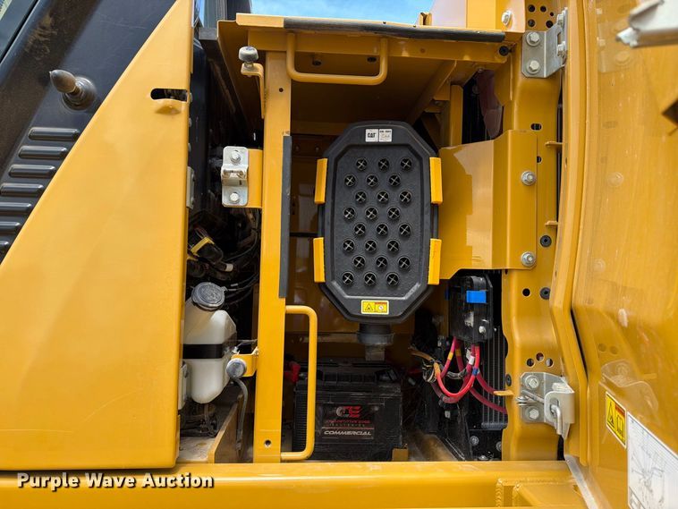 image for item FN3545 2022 Caterpillar 330 TC excavator
