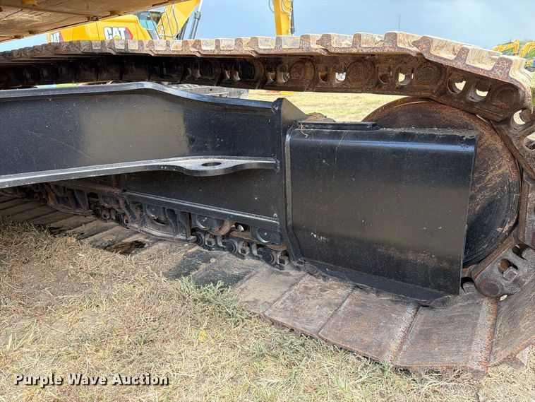 image for item FN3545 2022 Caterpillar 330 TC excavator