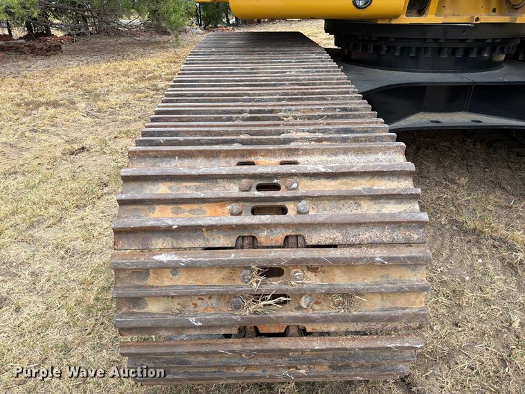 image for item FN3545 2022 Caterpillar 330 TC excavator