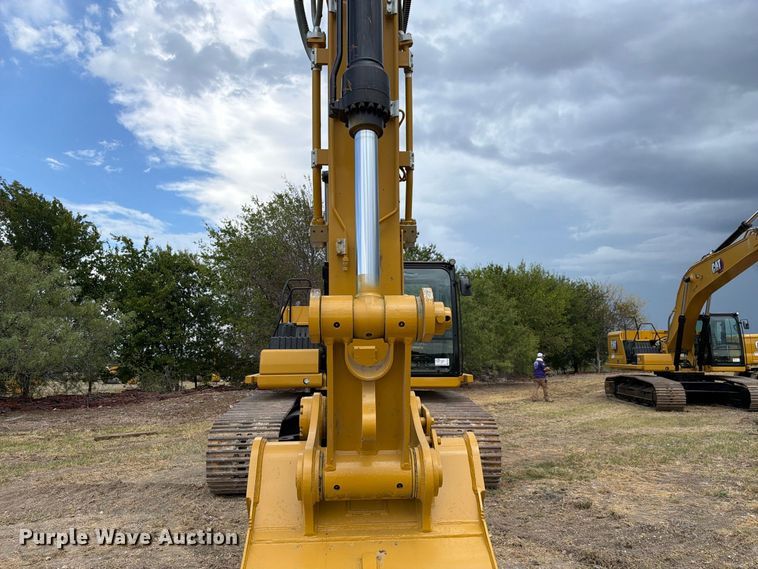 image for item FN3546 2022 Caterpillar 330 TC excavator