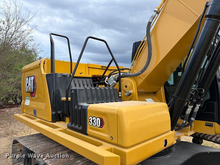 image for item FN3546 2022 Caterpillar 330 TC excavator
