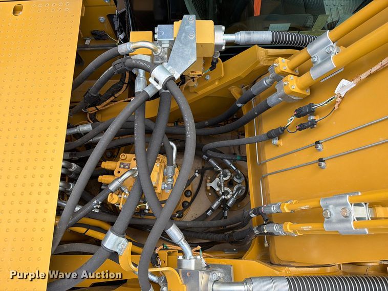 image for item FN3546 2022 Caterpillar 330 TC excavator
