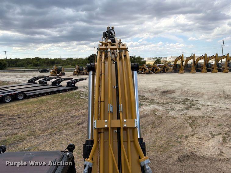 image for item FN3546 2022 Caterpillar 330 TC excavator