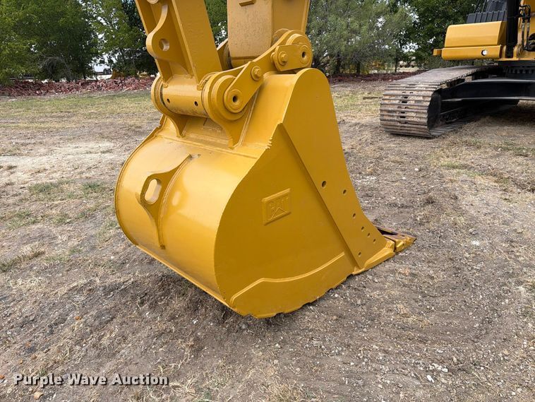 image for item FN3546 2022 Caterpillar 330 TC excavator