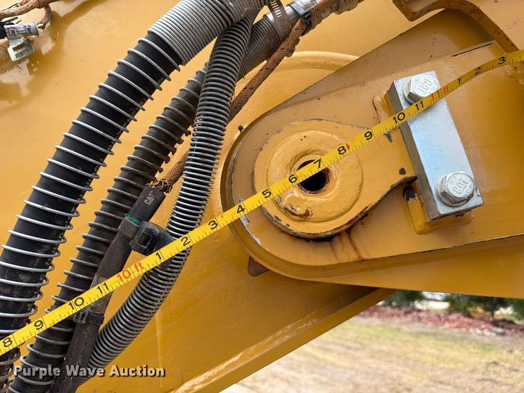 image for item FN3546 2022 Caterpillar 330 TC excavator