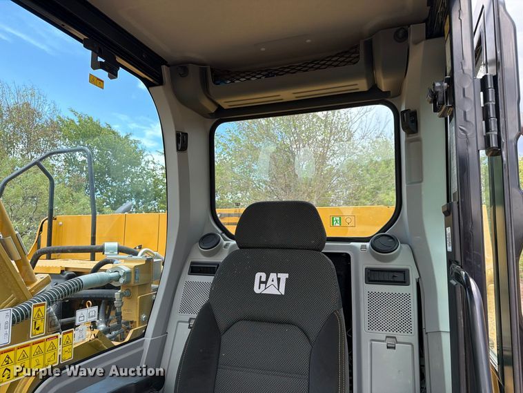 image for item FN3546 2022 Caterpillar 330 TC excavator
