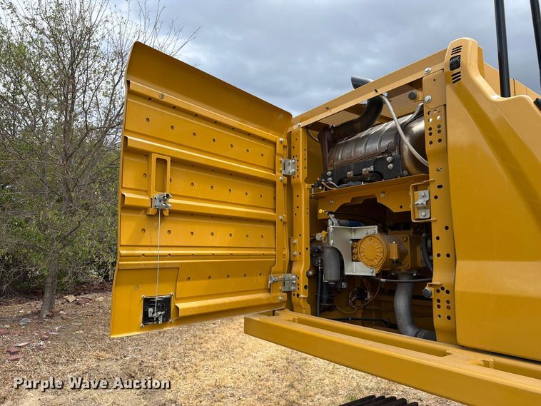 image for item FN3546 2022 Caterpillar 330 TC excavator