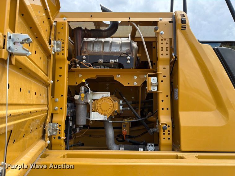 image for item FN3546 2022 Caterpillar 330 TC excavator