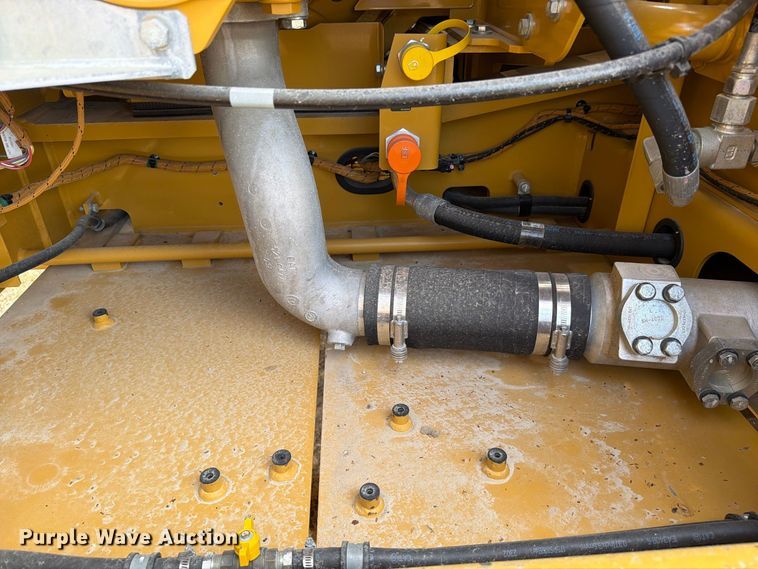 image for item FN3546 2022 Caterpillar 330 TC excavator