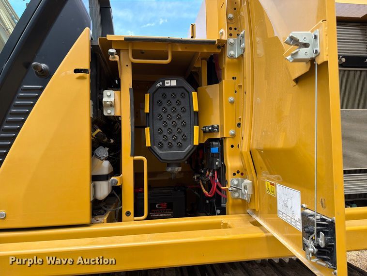 image for item FN3546 2022 Caterpillar 330 TC excavator
