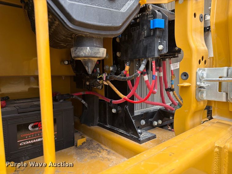 image for item FN3546 2022 Caterpillar 330 TC excavator