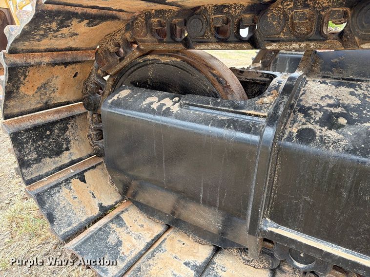 image for item FN3546 2022 Caterpillar 330 TC excavator