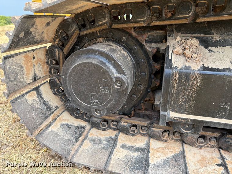 image for item FN3546 2022 Caterpillar 330 TC excavator