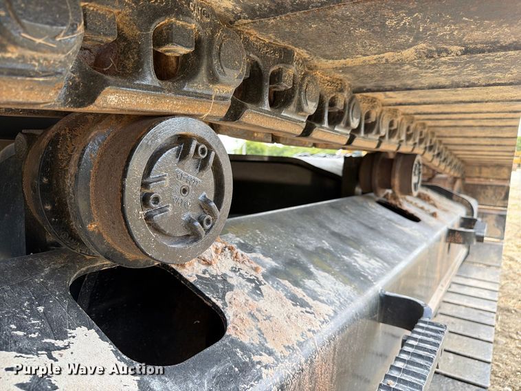 image for item FN3546 2022 Caterpillar 330 TC excavator