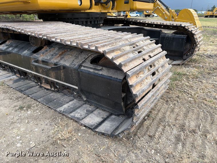 image for item FN3546 2022 Caterpillar 330 TC excavator
