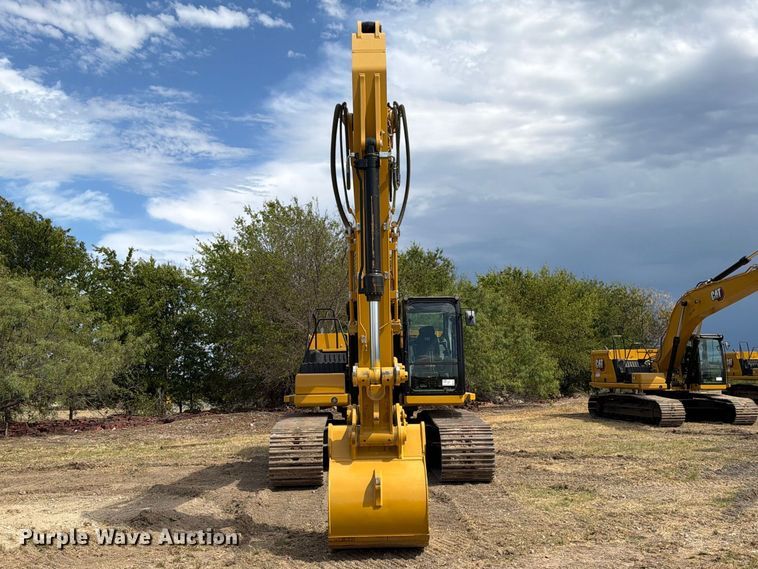 image for item FN3547 2022 Caterpillar 330 TC excavator
