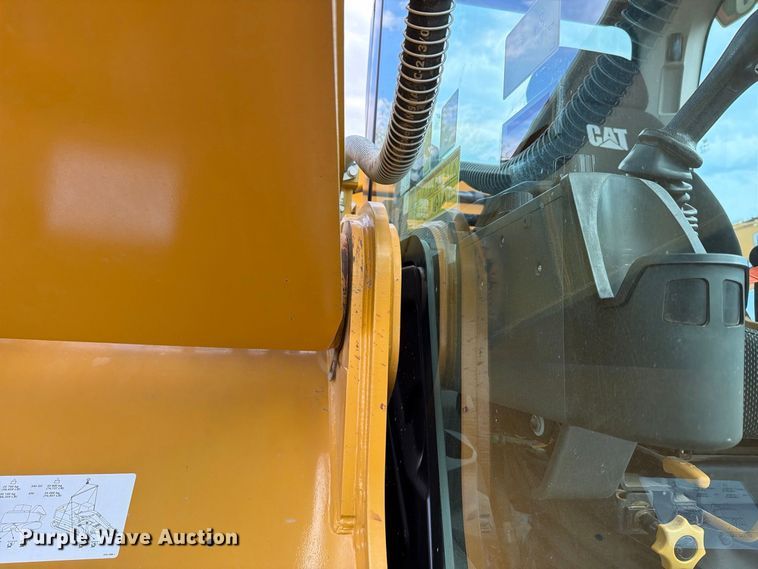 image for item FN3547 2022 Caterpillar 330 TC excavator