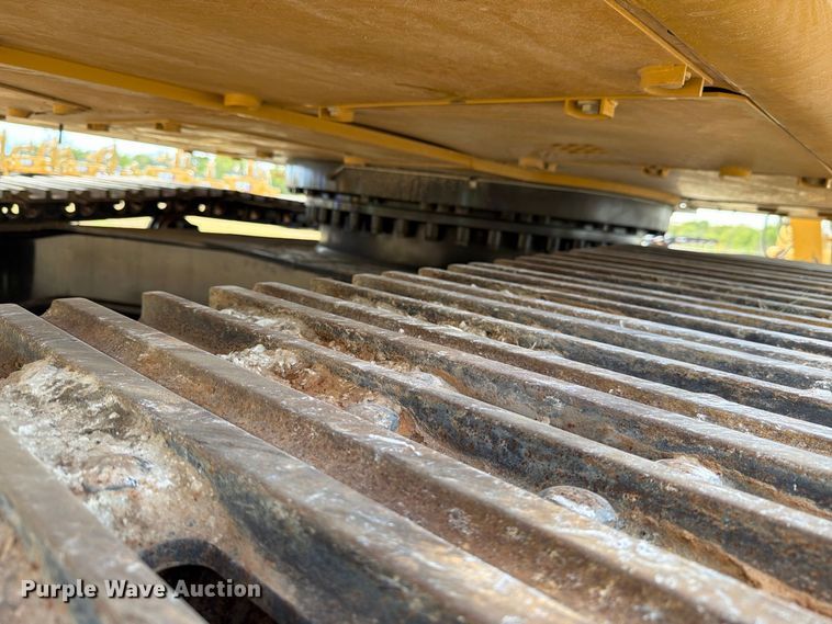 image for item FN3547 2022 Caterpillar 330 TC excavator