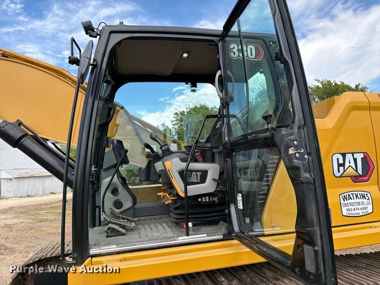 image for item FN3547 2022 Caterpillar 330 TC excavator