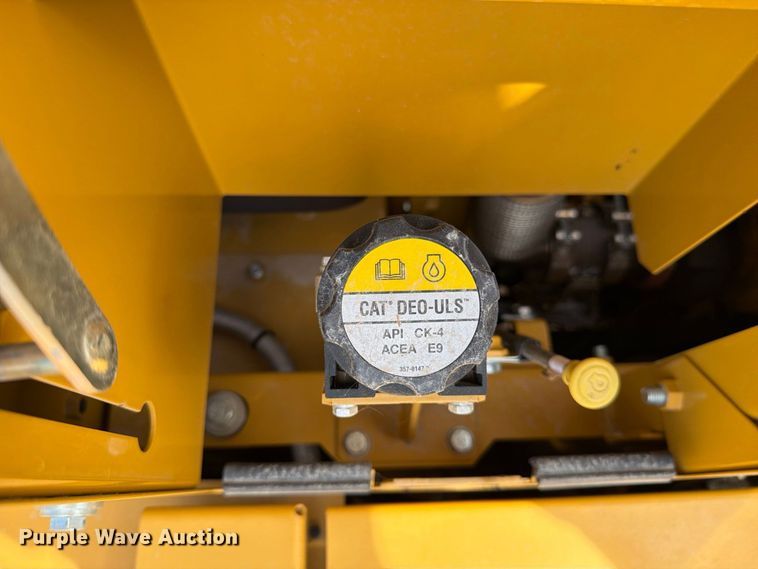 image for item FN3547 2022 Caterpillar 330 TC excavator