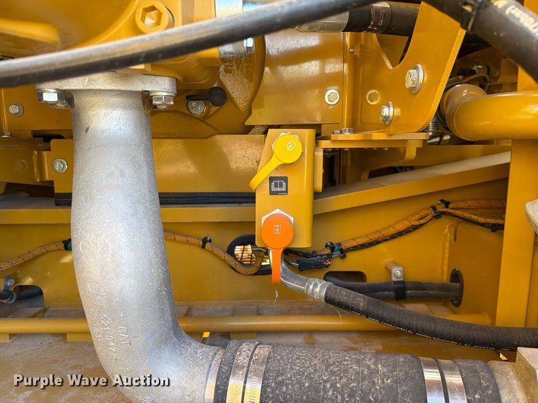 image for item FN3547 2022 Caterpillar 330 TC excavator
