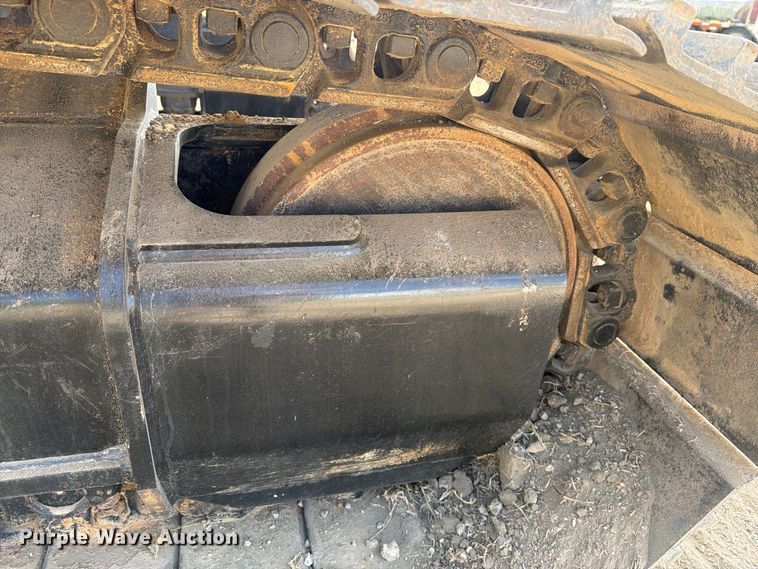 image for item FN3547 2022 Caterpillar 330 TC excavator