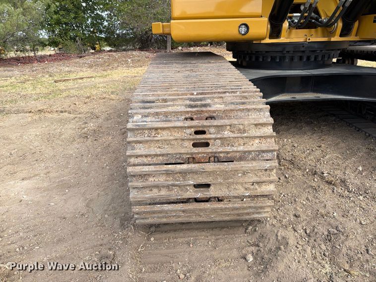 image for item FN3547 2022 Caterpillar 330 TC excavator