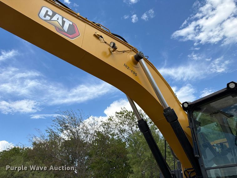 image for item FN3548 2022 Caterpillar 330 excavator