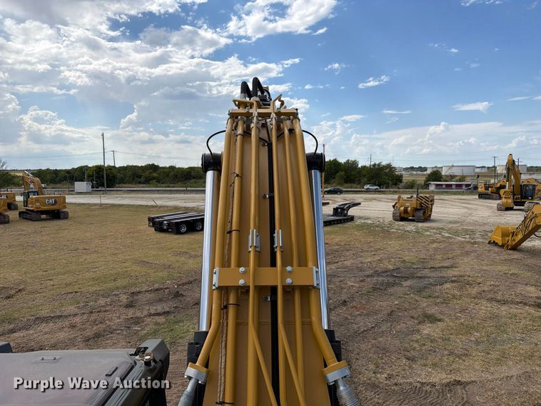 image for item FN3548 2022 Caterpillar 330 excavator