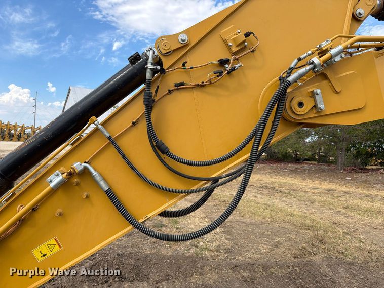 image for item FN3548 2022 Caterpillar 330 excavator