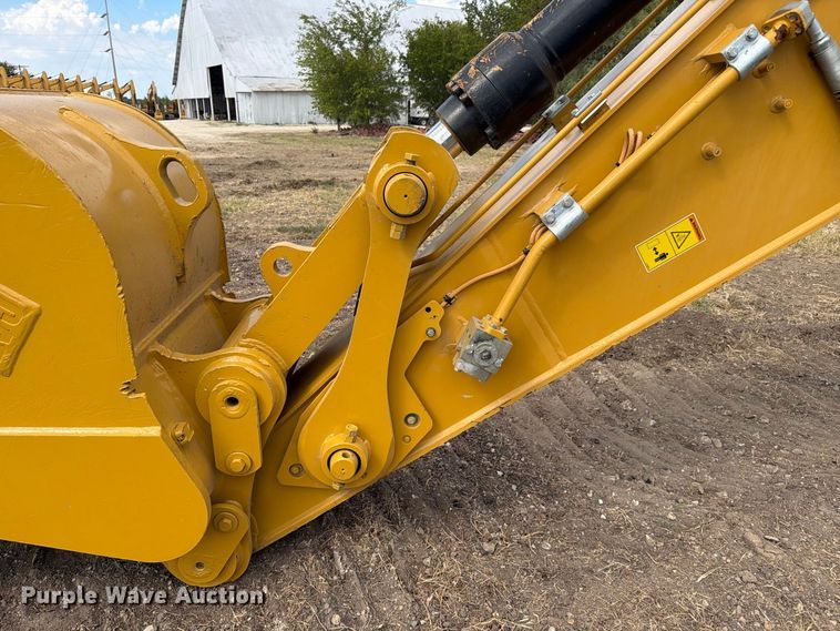 image for item FN3548 2022 Caterpillar 330 excavator