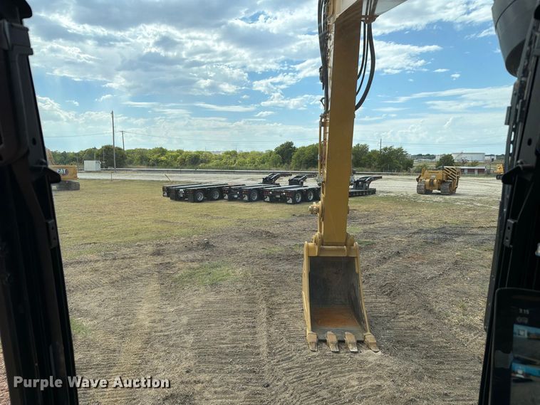 image for item FN3548 2022 Caterpillar 330 excavator