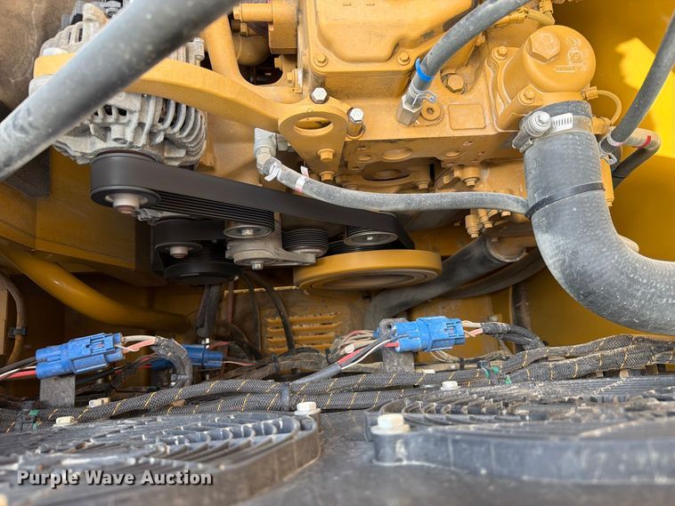 image for item FN3548 2022 Caterpillar 330 excavator