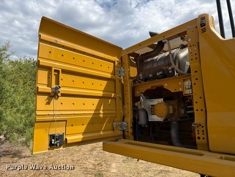 image for item FN3548 2022 Caterpillar 330 excavator