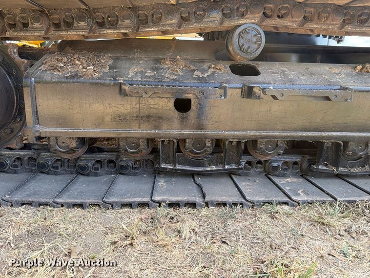 image for item FN3548 2022 Caterpillar 330 excavator