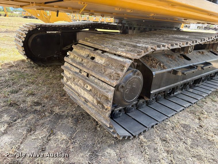 image for item FN3548 2022 Caterpillar 330 excavator