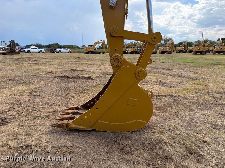 image for item FN3549 2022 Caterpillar 330 TC excavator