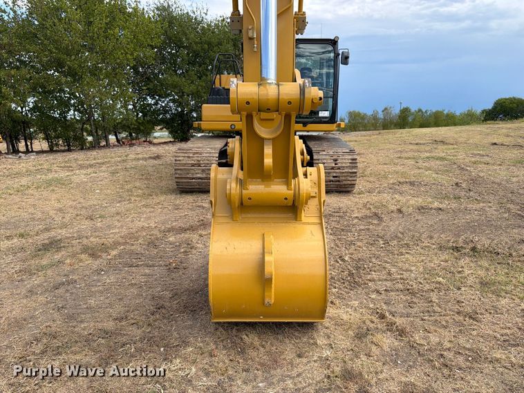 image for item FN3549 2022 Caterpillar 330 TC excavator