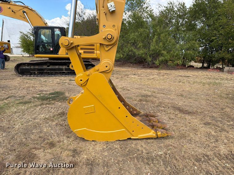 image for item FN3549 2022 Caterpillar 330 TC excavator