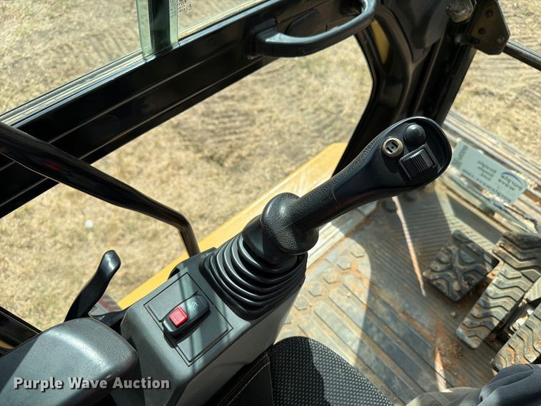 image for item FN3549 2022 Caterpillar 330 TC excavator