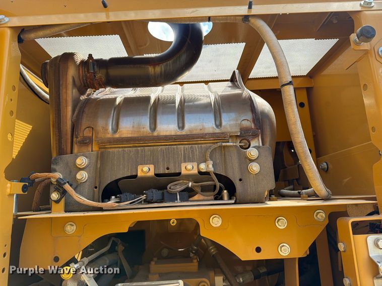 image for item FN3549 2022 Caterpillar 330 TC excavator