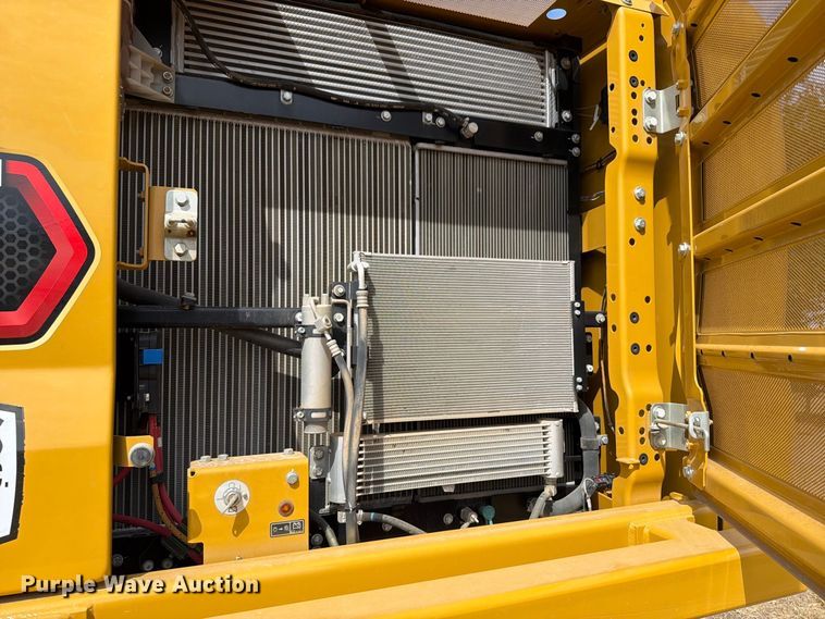 image for item FN3549 2022 Caterpillar 330 TC excavator