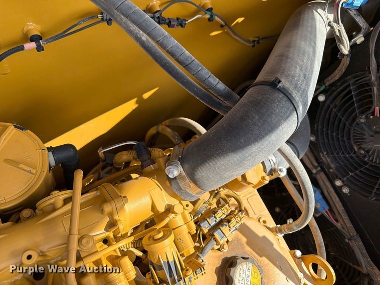 image for item FN3549 2022 Caterpillar 330 TC excavator