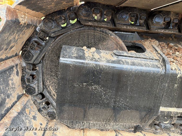 image for item FN3549 2022 Caterpillar 330 TC excavator