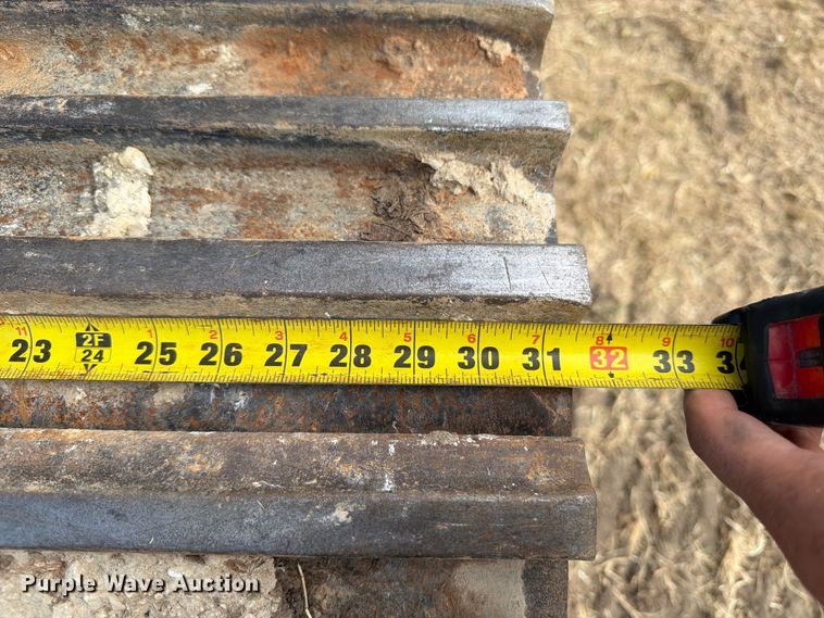 image for item FN3549 2022 Caterpillar 330 TC excavator