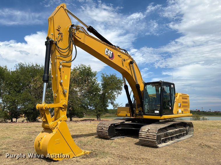 2022 Caterpillar 330 TC excavator