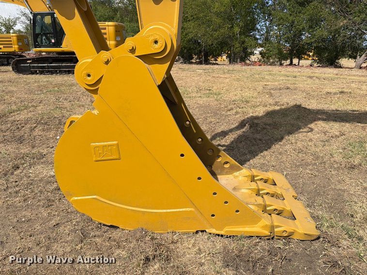 image for item FN3550 2022 Caterpillar 330 TC excavator