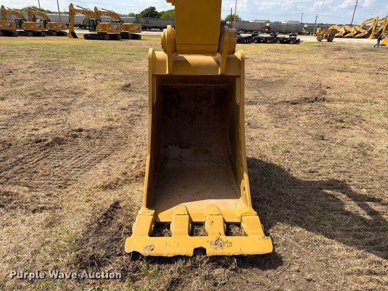 image for item FN3550 2022 Caterpillar 330 TC excavator
