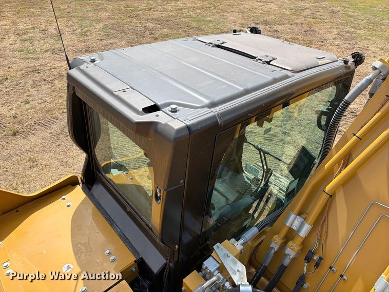 image for item FN3550 2022 Caterpillar 330 TC excavator